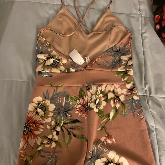 Floral Romper - Picture 2 of 2